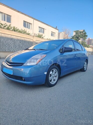 Toyota Prius-4