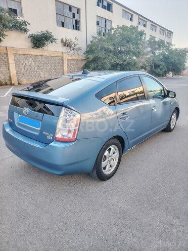 Toyota Prius-9