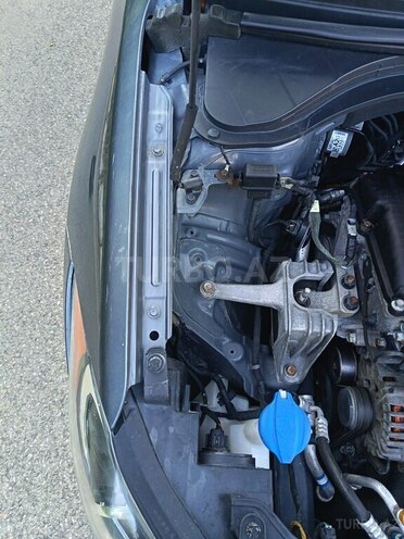 Hyundai Elantra-5