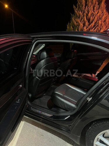 BMW 750-4