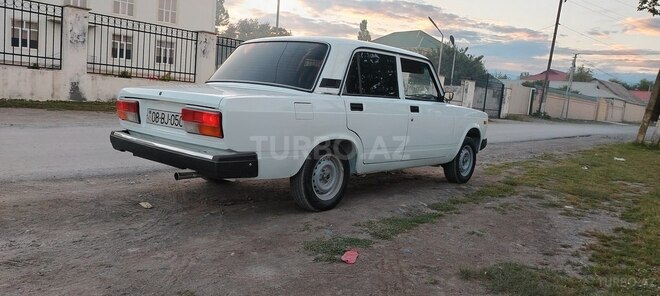 LADA (VAZ) 2107-4