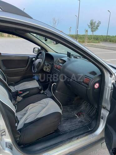 Opel Astra-2