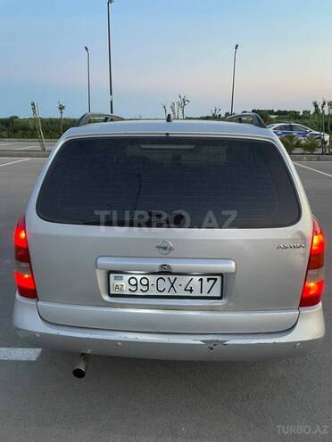 Opel Astra-13