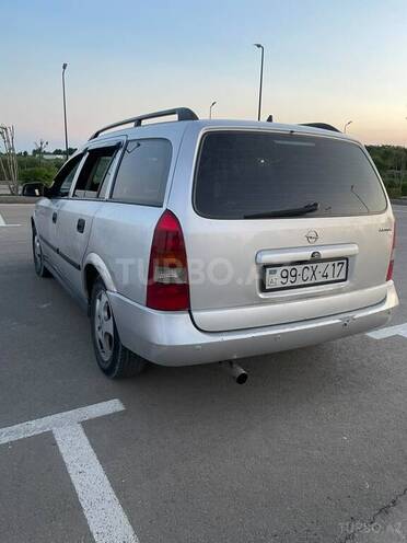 Opel Astra-12