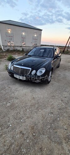 Mercedes E 220-13