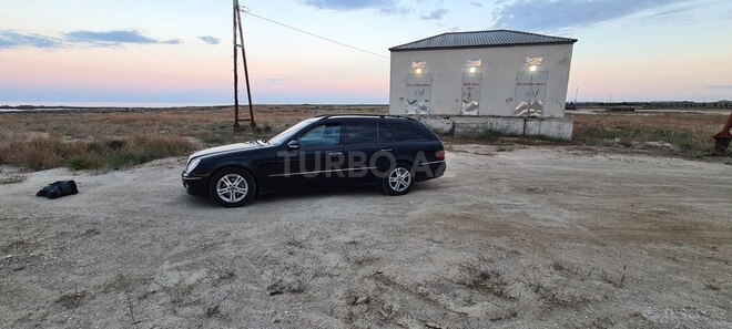 Mercedes E 220-5