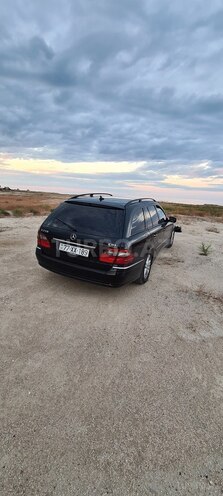 Mercedes E 220-7