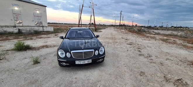 Mercedes E 220-3