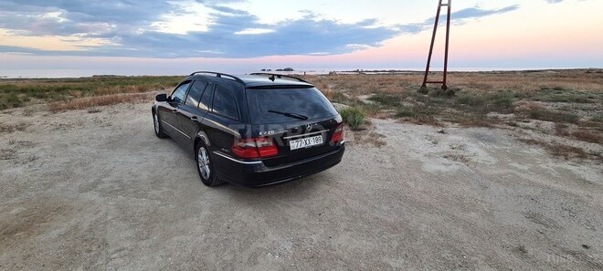 Mercedes E 220-8