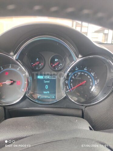 Chevrolet Cruze-4