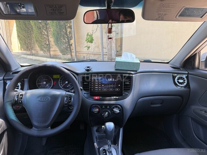 Kia Pride-16