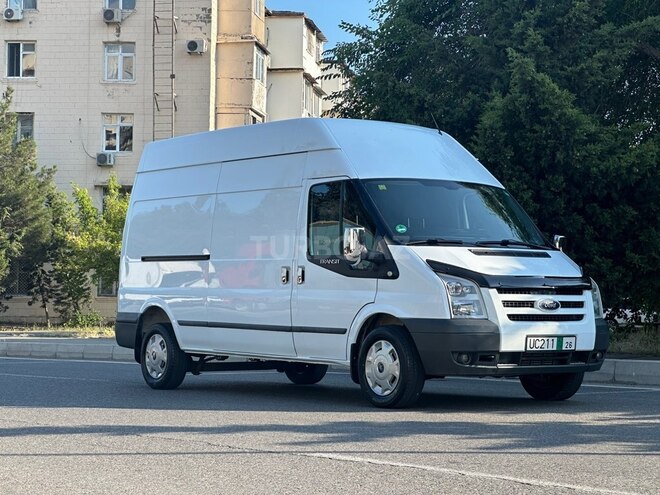 Ford Transit-1