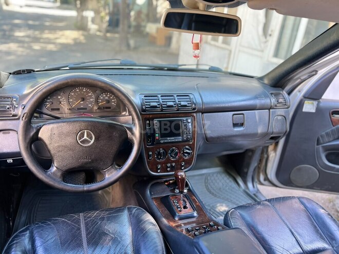 Mercedes ML 430-6