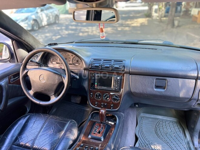 Mercedes ML 430-11
