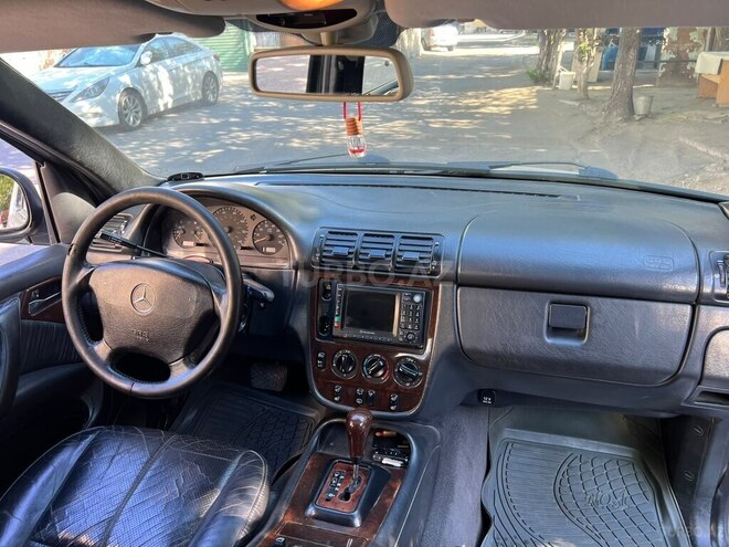 Mercedes ML 430-13