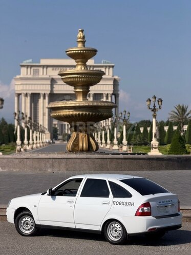 LADA (VAZ) Priora-10