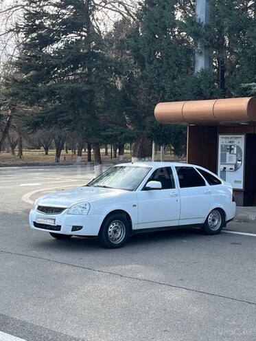 LADA (VAZ) Priora-1