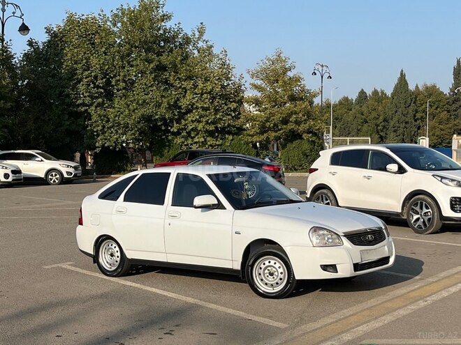 LADA (VAZ) Priora-6