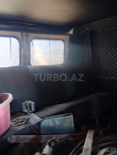 UAZ 390945-6