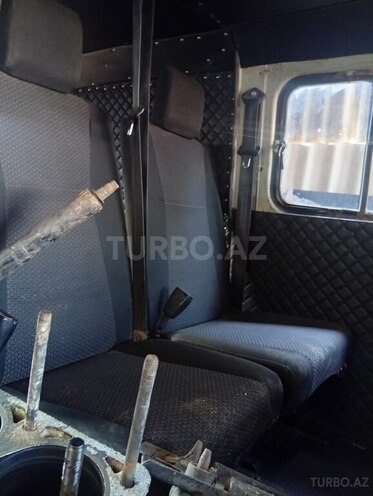 UAZ 390945-4