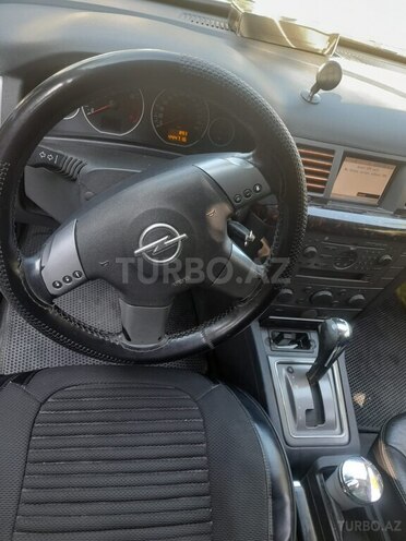 Opel Vectra-13