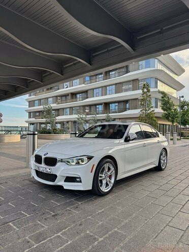 BMW 330-10