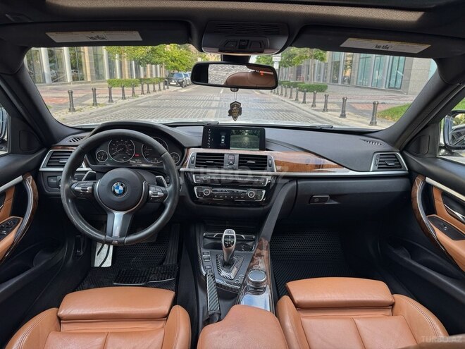 BMW 330-21