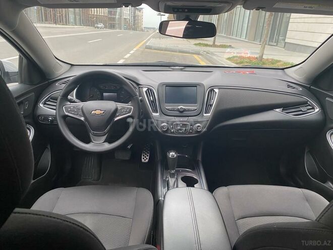 Chevrolet Malibu-5