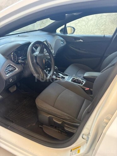 Chevrolet Cruze-6