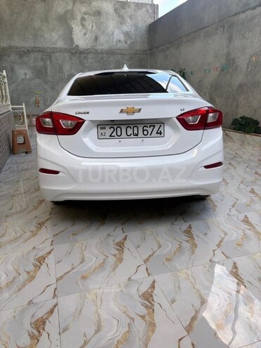 Chevrolet Cruze-2