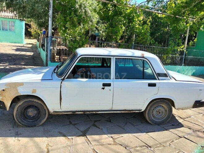 LADA (VAZ) 2107-3