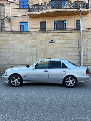 Mercedes C 180-2