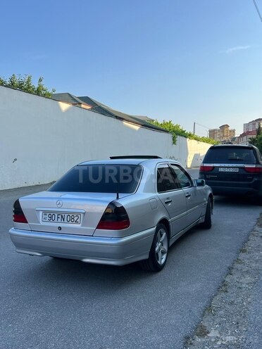 Mercedes C 180-6
