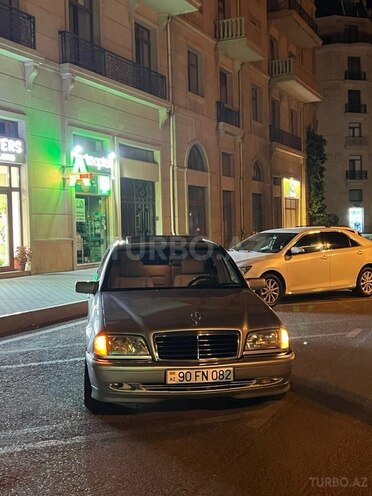 Mercedes C 180-10