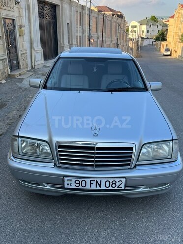 Mercedes C 180-8