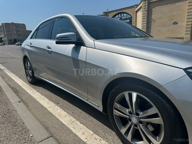 Mercedes E 220-5