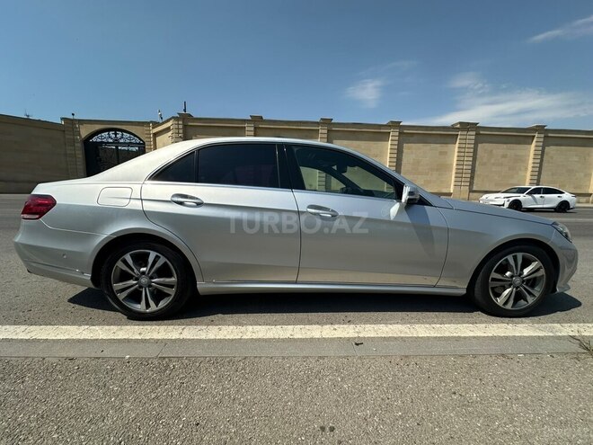 Mercedes E 220-6