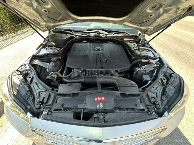 Mercedes E 220-9