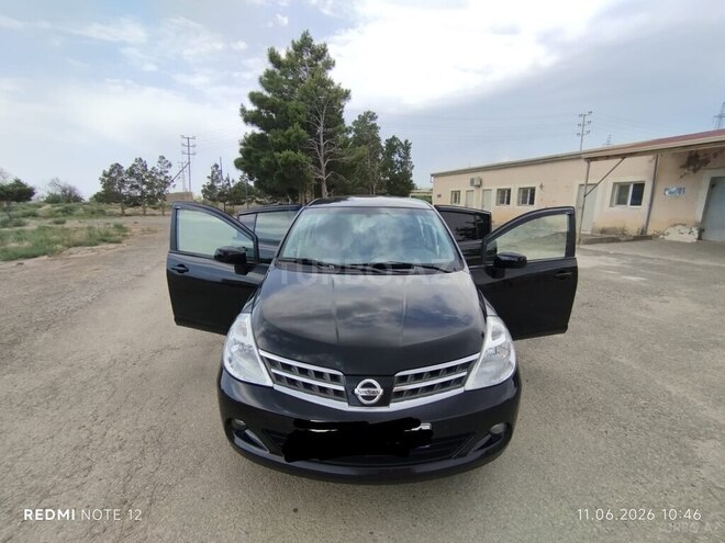 Nissan Tiida-3