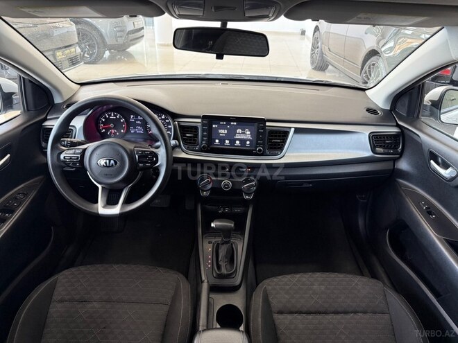 Kia Rio-8