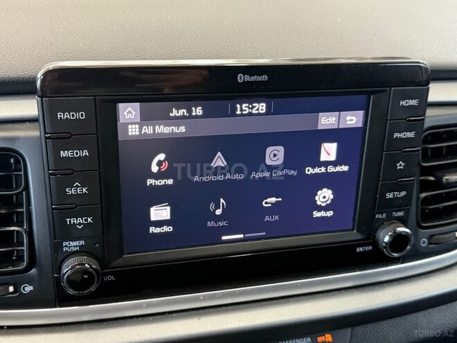 Kia Rio-17