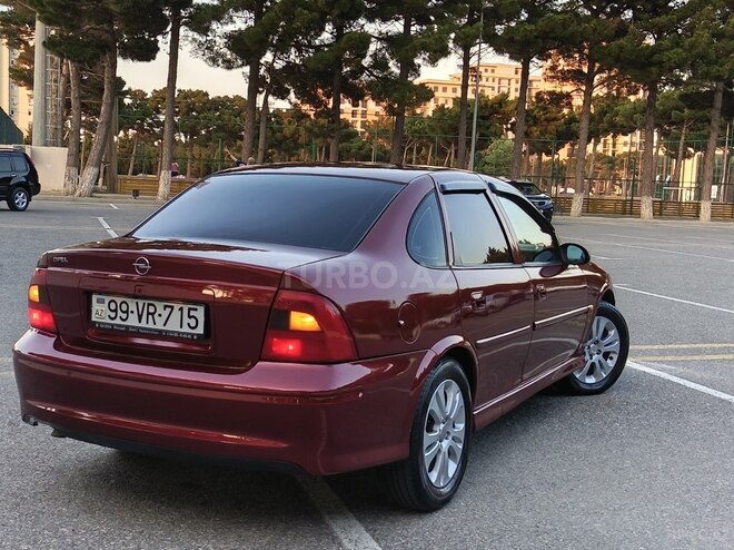 Opel Vectra-13
