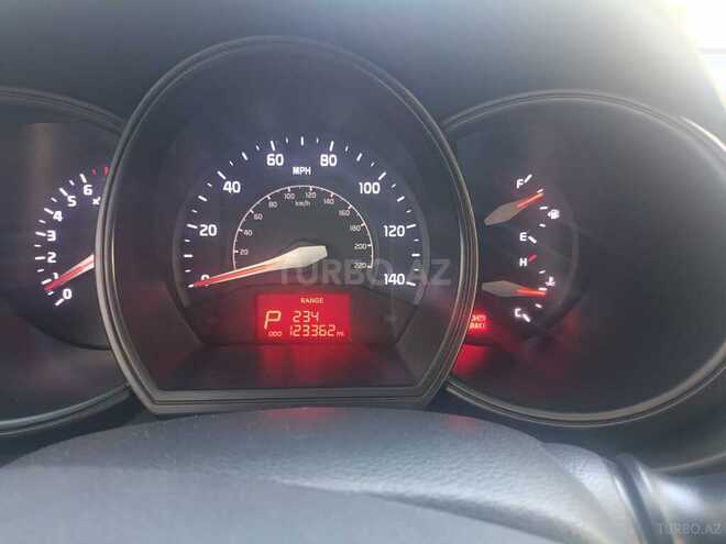 Kia Rio-6