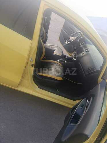 Kia Rio-11