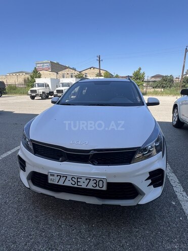 Kia Rio X-Line-1