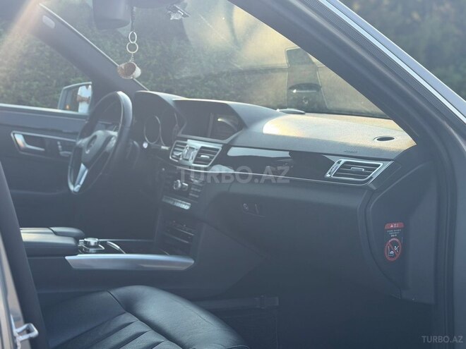 Mercedes E 220-7