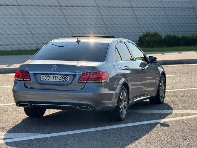 Mercedes E 220-18
