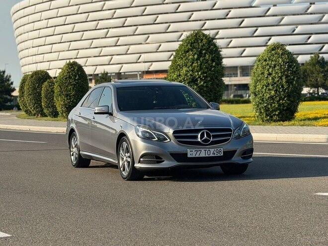 Mercedes E 220-17