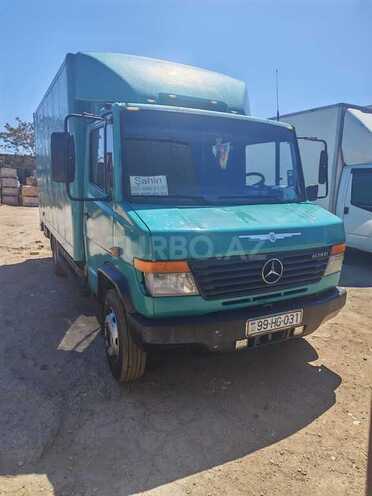 Mercedes Vario-1