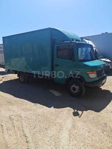 Mercedes Vario-4